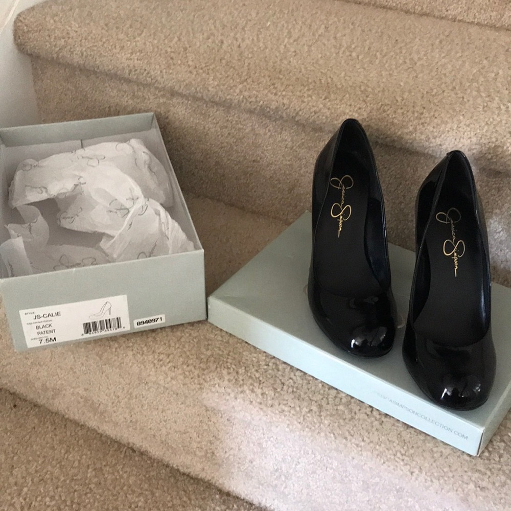 Jessica Simpson black heels